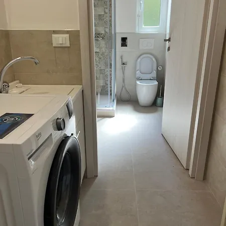 Con Accesso Terrazza E Parcheggio 아파트