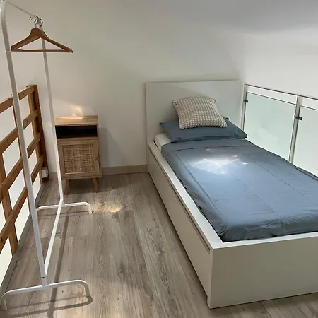 아파트 Con Accesso Terrazza E Parcheggio